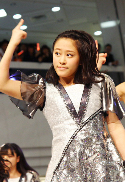 Oda%20Sakura,%20Suzuki%20Kanon-542436.jp