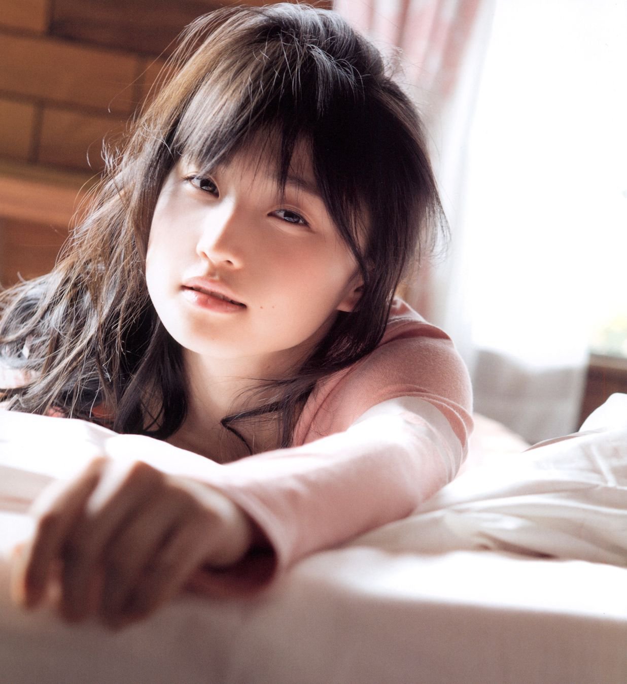 Photobook,%20Sayashi%20Riho-537625.jpg