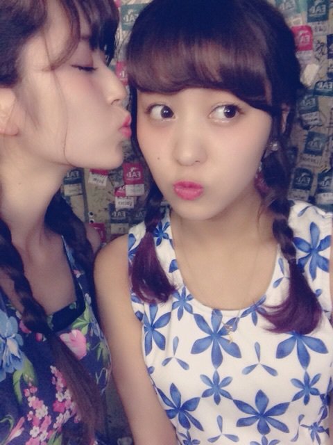 blog,%20Hagiwara%20Mai,%20Suzuki%20Airi-