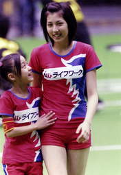 Umeda Erika,
Hagiwara Mai,