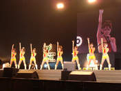 Morning Musume,
Niigaki Risa,
Michishige Sayumi,
Tanaka Reina,
Kusumi Koharu,
Mitsui Aika,
"Li Chun, Junjun",
"Qian Lin, Linlin",
Takahashi Ai,