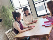Michishige Sayumi,
Tanaka Reina,