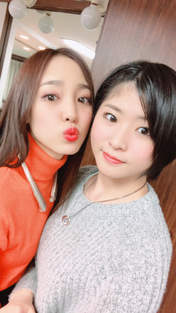 
Iikubo Haruna,


Kaga Kaede,

