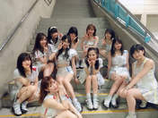 Fukumura Mizuki,
Haga Akane,
Ikuta Erina,
Ishida Ayumi,
Kaga Kaede,
Makino Maria,
Morito Chisaki,
Morning Musume,
Nonaka Miki,
Oda Sakura,
Sato Masaki,
Yokoyama Reina,