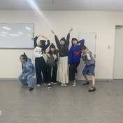 Funaki Musubu,
Ise Reira,
Kamikokuryou Moe,
Kasahara Momona,
Kawamura Ayano,
Oota Haruka,