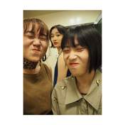 Hashisako Rin,
Murota Mizuki,
Sasaki Rikako,