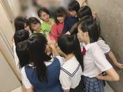 BEYOOOOONDS,
Eguchi Saya,
Hirai Miyo,
Ichioka Reina,
Kiyono Momohime,
Kobayashi Honoka,
Maeda Kokoro,
Nishida Shiori,
Okamura Minami,
Satoyoshi Utano,
Shimakura Rika,
Takase Kurumi,
Yamazaki Yuhane,