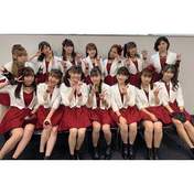 Fukumura Mizuki,
Haga Akane,
Ikuta Erina,
Ishida Ayumi,
Kaga Kaede,
Kitagawa Rio,
Makino Maria,
Morito Chisaki,
Morning Musume,
Nonaka Miki,
Oda Sakura,
Okamura Homare,
Sato Masaki,
Yamazaki Mei,
Yokoyama Reina,