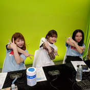 Kawamura Ayano,
Murota Mizuki,
Takeuchi Akari,