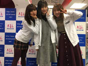 Ishida Ayumi,
Kitagawa Rio,
Sato Masaki,