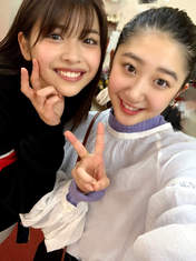 Akiyama Mao,
Kanazawa Tomoko,