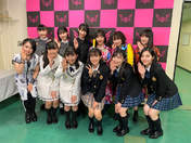 BEYOOOOONDS,
Eguchi Saya,
Hirai Miyo,
Ichioka Reina,
Kiyono Momohime,
Kobayashi Honoka,
Maeda Kokoro,
Nishida Shiori,
Okamura Minami,
Satoyoshi Utano,
Shimakura Rika,
Takase Kurumi,
Yamazaki Yuhane,