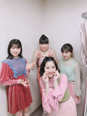 Eguchi Saya,
Ichioka Reina,
Kobayashi Honoka,
Shimakura Rika,