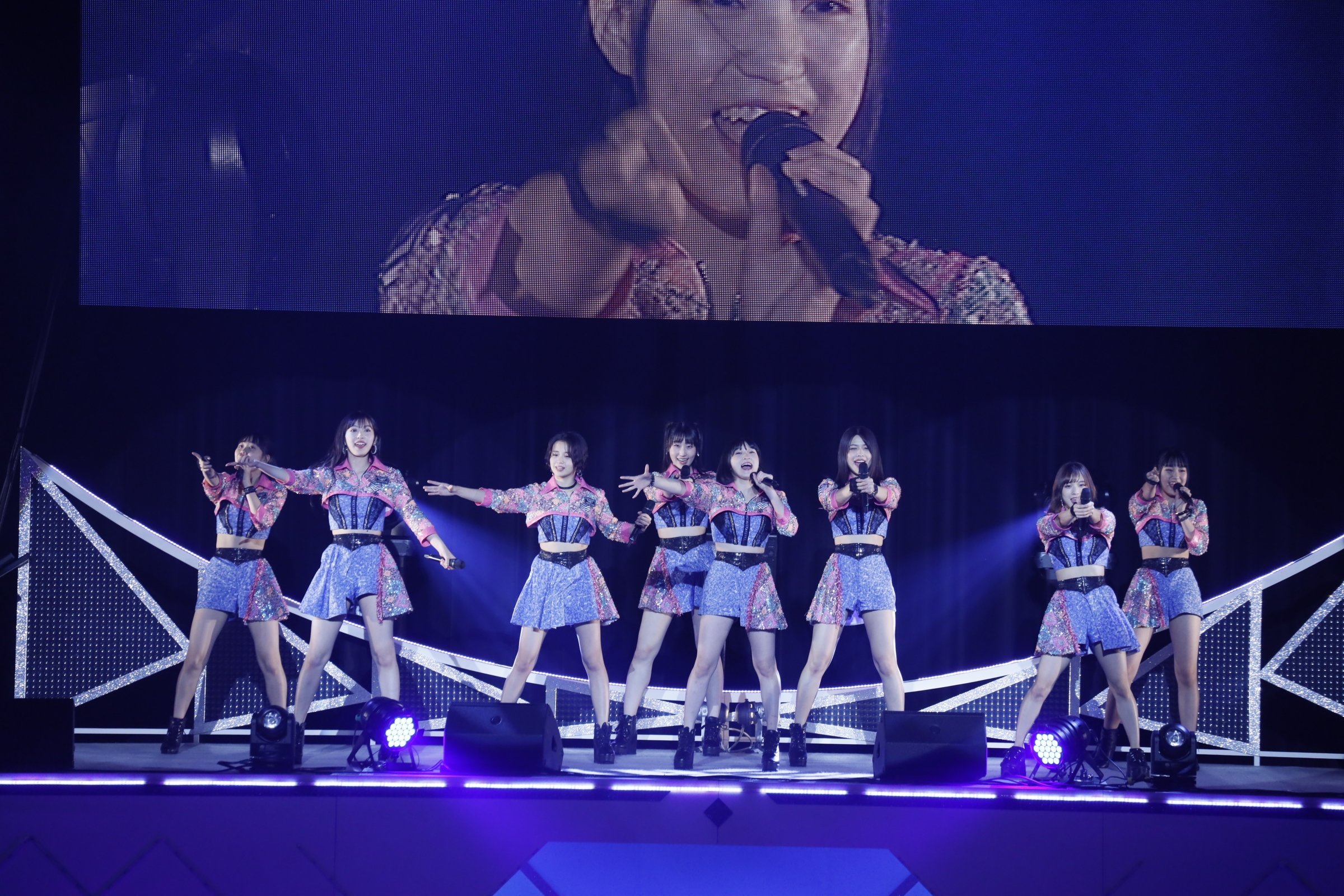 Juice=Juice - Picture Board - Hello!Online