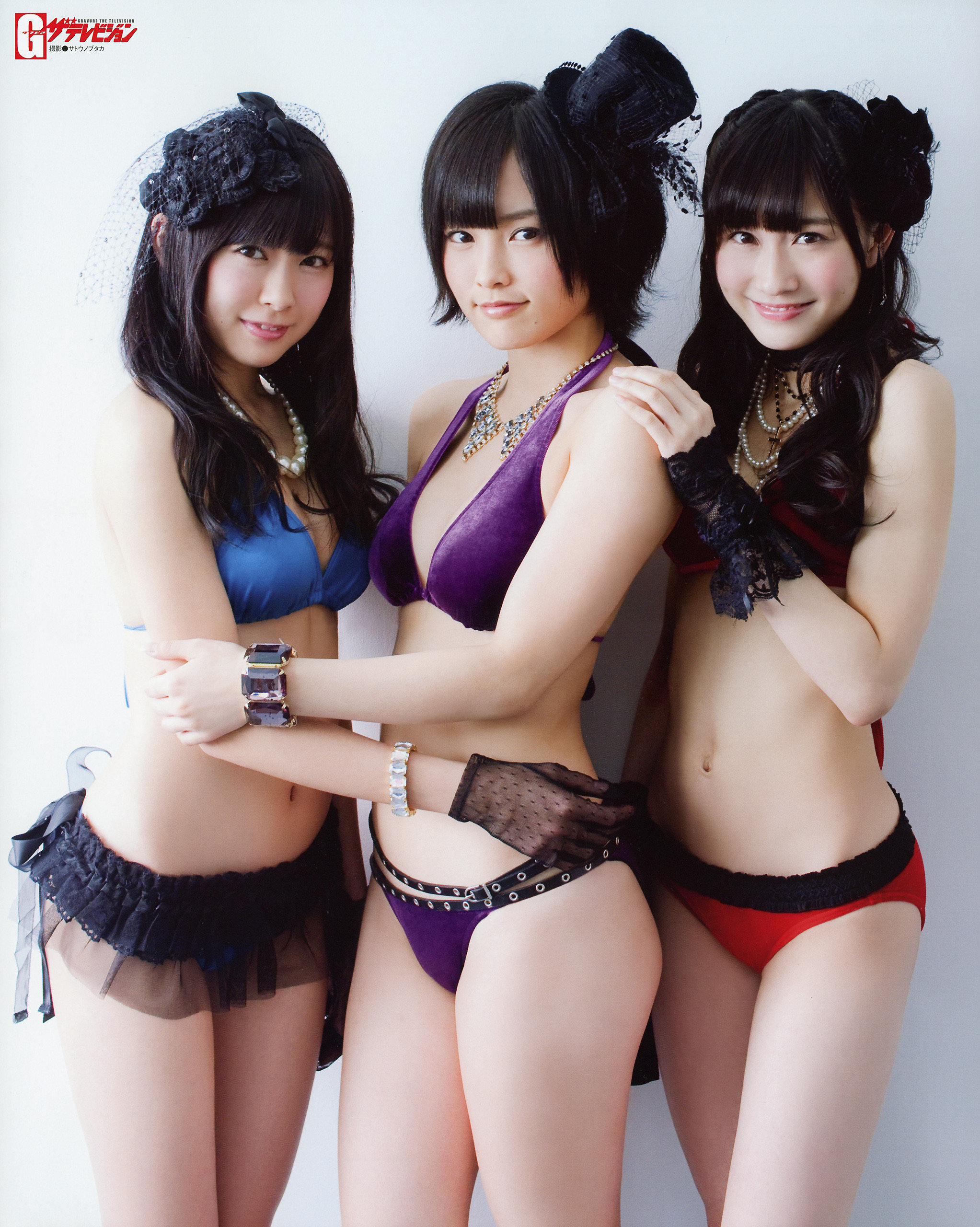 Magazine,%20Watanabe%20Miyuki,%20Yagura%20Fuuko,%20Yamamoto%20Sayaka-365593.jpg