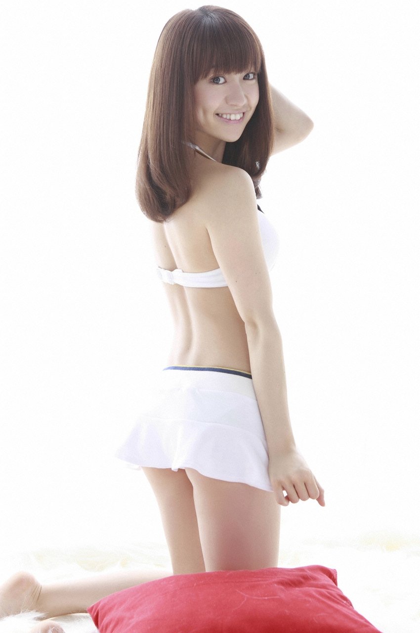 Oshima Yuko 