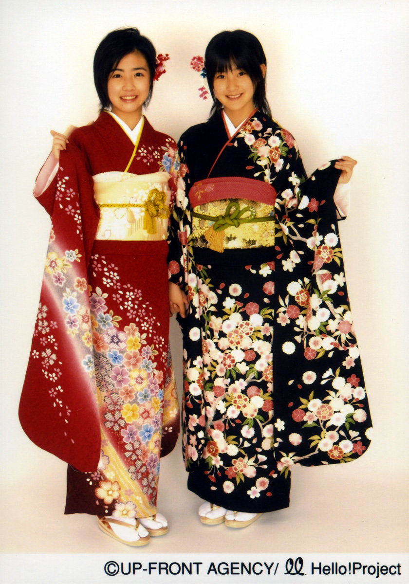 Народы японии. Изобразить национальную одежду японии. Национальный костюм японии кимоно. Фурисодэ кимоно. Японское кимоно юката.