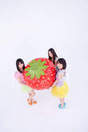 
Kato Rena,


Magazine,


Takeuchi Miyu,


Yokoyama Yui,

