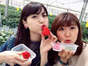 
Tokunaga Chinami,


Yajima Maimi,

