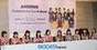
ANGERME,


Funaki Musubu,


Kamikokuryou Moe,


Kasahara Momona,


Katsuta Rina,


Kawamura Ayano,


Murota Mizuki,


Nakanishi Kana,


Sasaki Rikako,


Takeuchi Akari,


Wada Ayaka,

