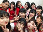 
ANGERME,


Funaki Musubu,


Ise Reira,


Kamikokuryou Moe,


Kasahara Momona,


Katsuta Rina,


Kawamura Ayano,


Murota Mizuki,


Nakanishi Kana,


Oota Haruka,


Sasaki Rikako,


Takeuchi Akari,


Wada Ayaka,

