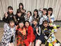 
ANGERME,


Funaki Musubu,


Ise Reira,


Kamikokuryou Moe,


Kasahara Momona,


Katsuta Rina,


Kawamura Ayano,


Murota Mizuki,


Nakanishi Kana,


Oota Haruka,


Sasaki Rikako,


Takeuchi Akari,


Wada Ayaka,

