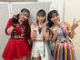 
Hello! Project,


Tanimoto Ami,


Yamazaki Yuhane,

