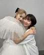 
Ishida Ayumi,


Sasaki Rikako,

