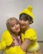 
Ishida Ayumi,


Yokoyama Reina,

