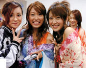 
Iida Kaori,


Yoshizawa Hitomi,


Satoda Mai,


Kimura Ayaka,

