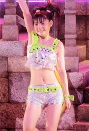 
Michishige Sayumi,

