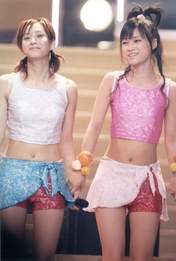 
Fujimoto Miki,


Kamei Eri,

