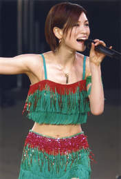 
Yoshizawa Hitomi,

