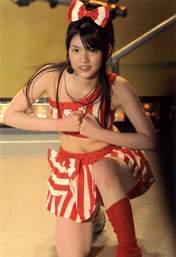 
Michishige Sayumi,

