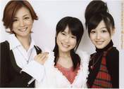 
Kusumi Koharu,


Mitsui Aika,


Yoshizawa Hitomi,

