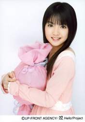 
Michishige Sayumi,

