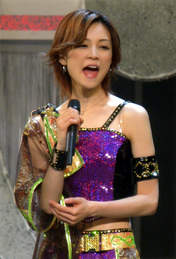 
Yoshizawa Hitomi,

