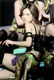 
Yoshizawa Hitomi,

