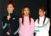 
Ishikawa Rika,


Fujimoto Miki,


Yoshizawa Hitomi,


Gatas Brilhantes H.P.,

