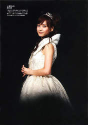 
Fujimoto Miki,

