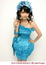 
Michishige Sayumi,

