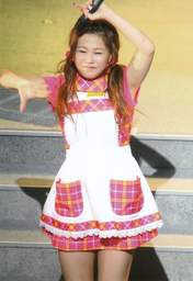 
Niigaki Risa,


Athena & Robikerottsu,

