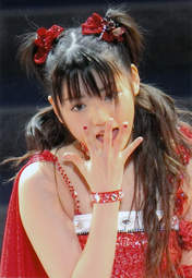 
Michishige Sayumi,

