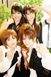 
Michishige Sayumi,


Tanaka Reina,


"Li Chun, Junjun",


Takahashi Ai,

