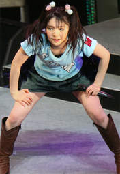 
Michishige Sayumi,

