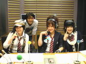 
Natsuyaki Miyabi,


Tsugunaga Momoko,


Suzuki Airi,


Buono!,

