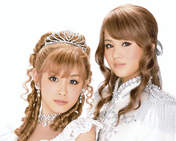 
Niigaki Risa,


Takahashi Ai,


