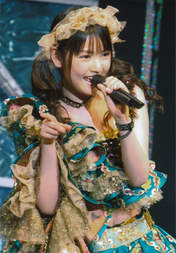 
Michishige Sayumi,

