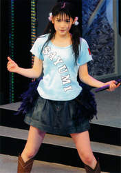 
Michishige Sayumi,


