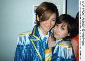 
Fujimoto Miki,


Yoshizawa Hitomi,

